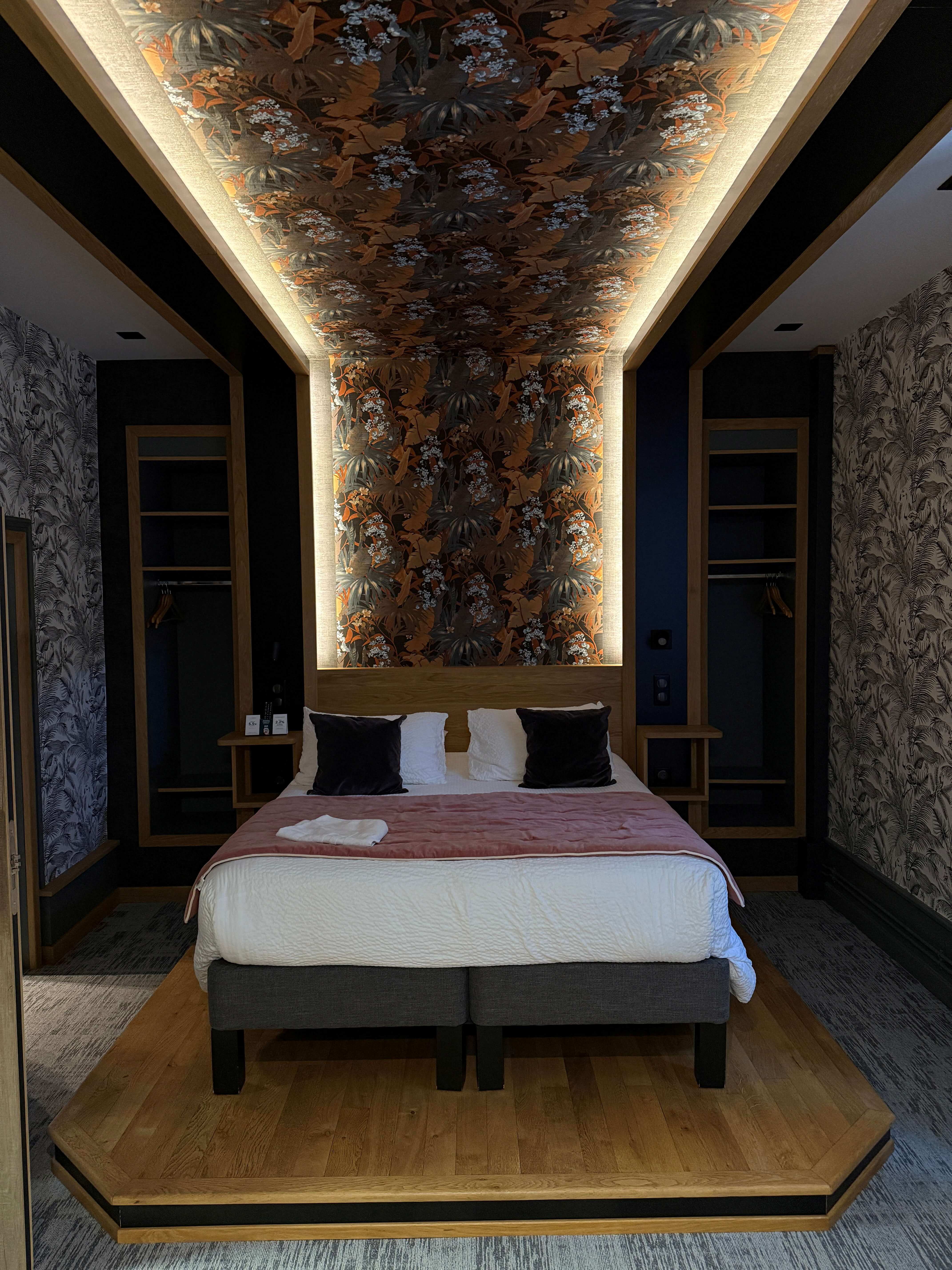 Chambre aménagée bois massif Brive - Menuiserie sur mesure